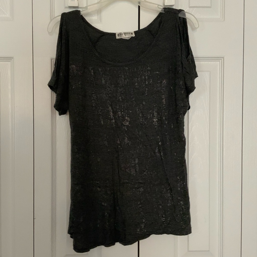 Agenda Size S Sleeve Cut Out Top